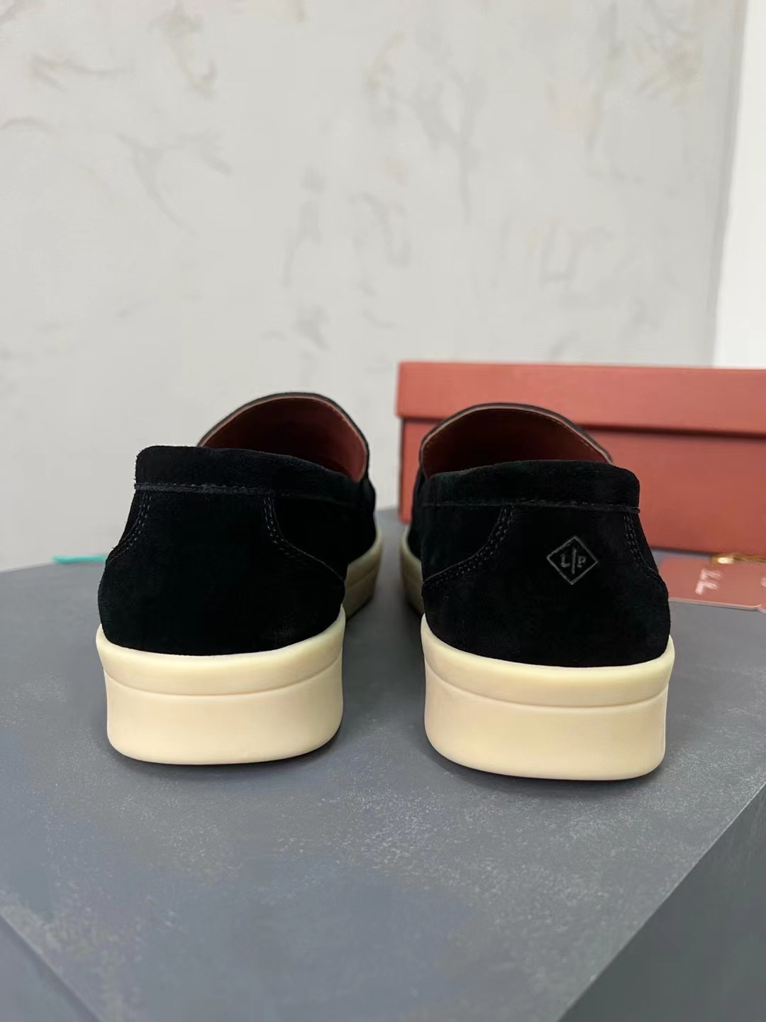 Loro Piana shoes 288 - vstockx