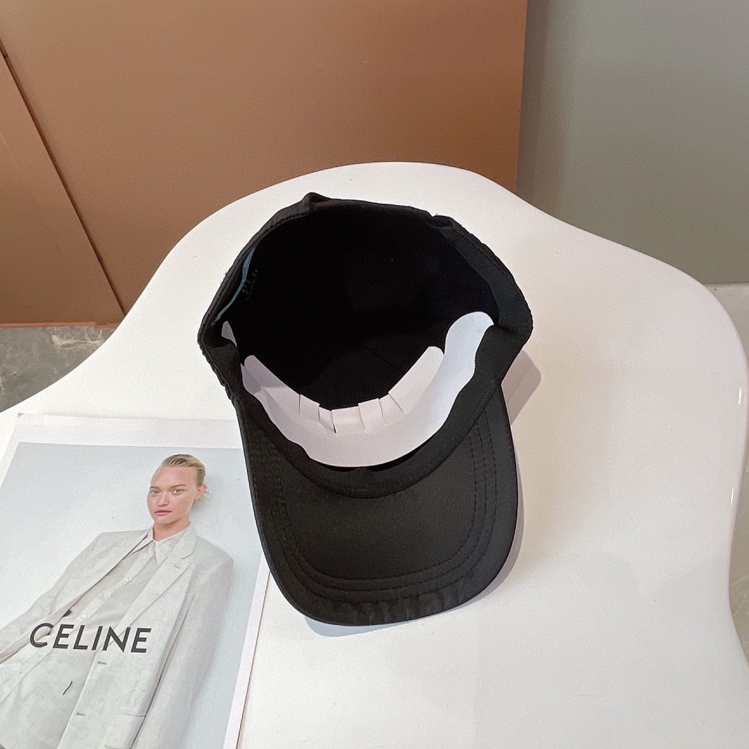 Streetwear Hat Prada 329046 - vstockx