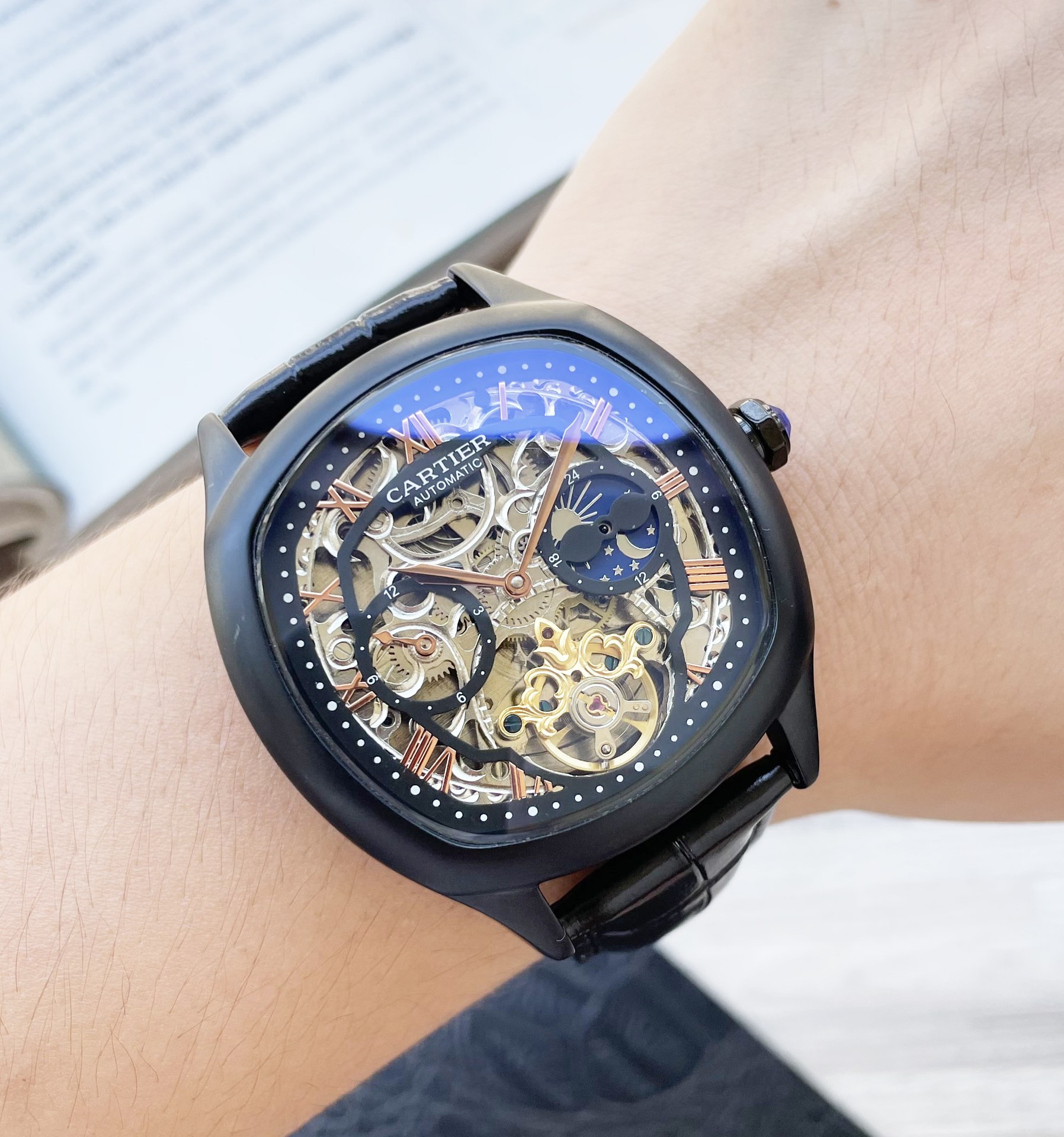 Watches Cartier 322168 size:42*12 mm - vstockx