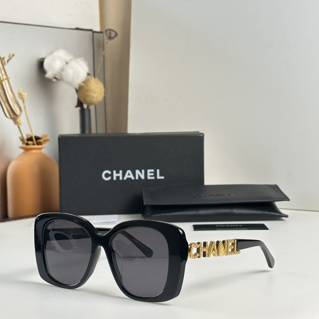 Sunglasses Chanel CH5422B - vstockx