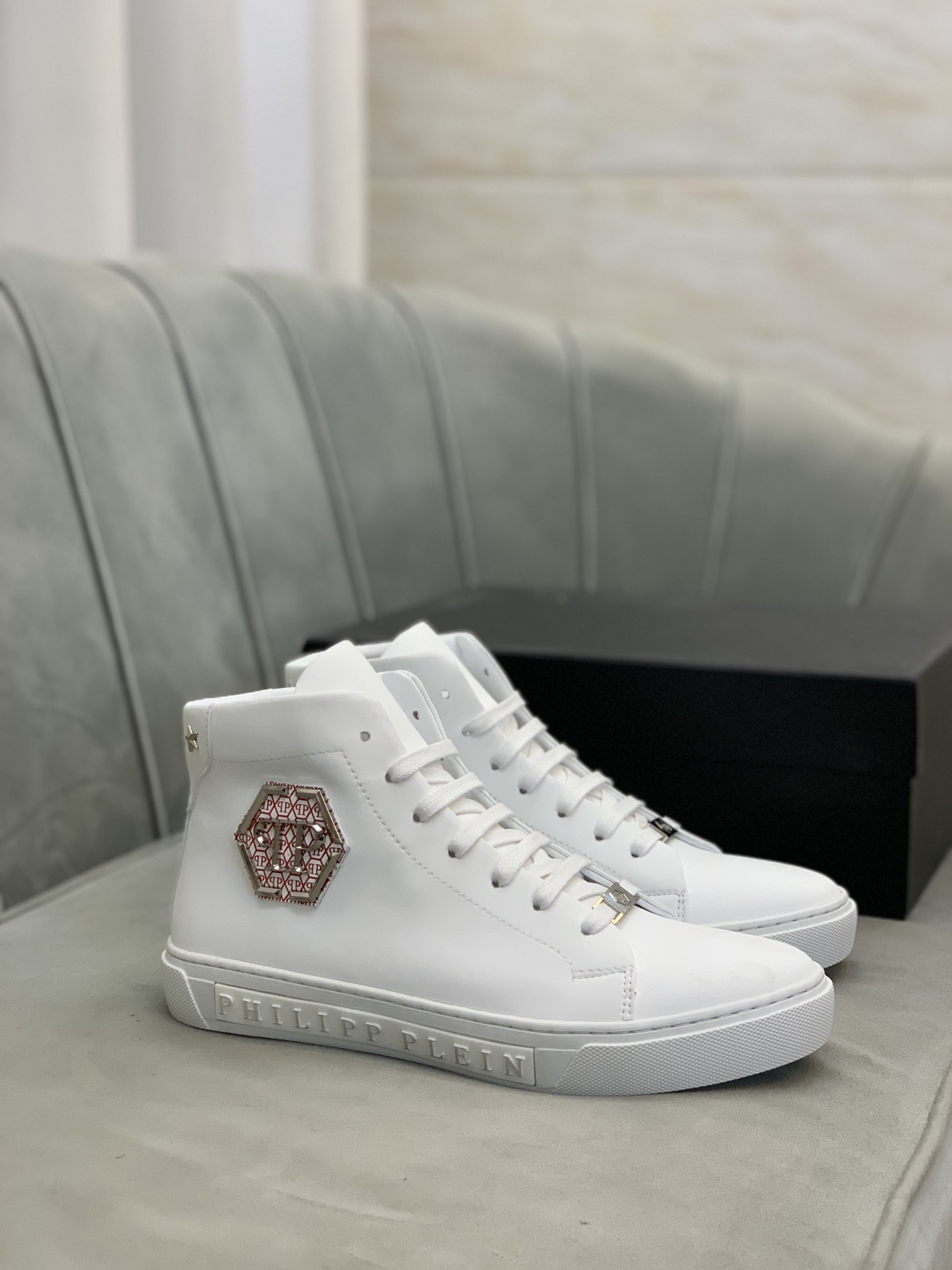 Philipp Plein High Top Sneakers 6 - vstockx