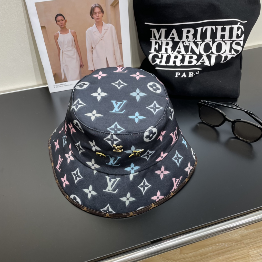Streetwear Hat LV 329049 - vstockx