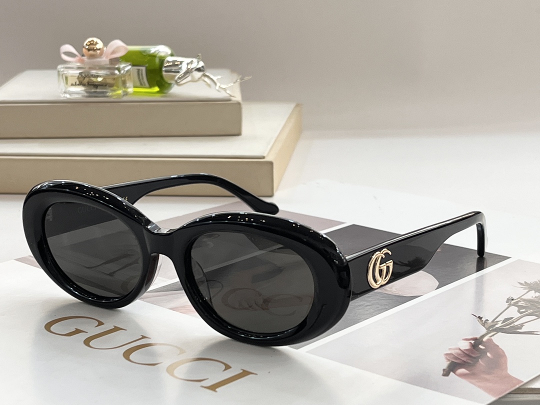 Sunglasses Gucci GG1132/S 52 20-145 - vstockx