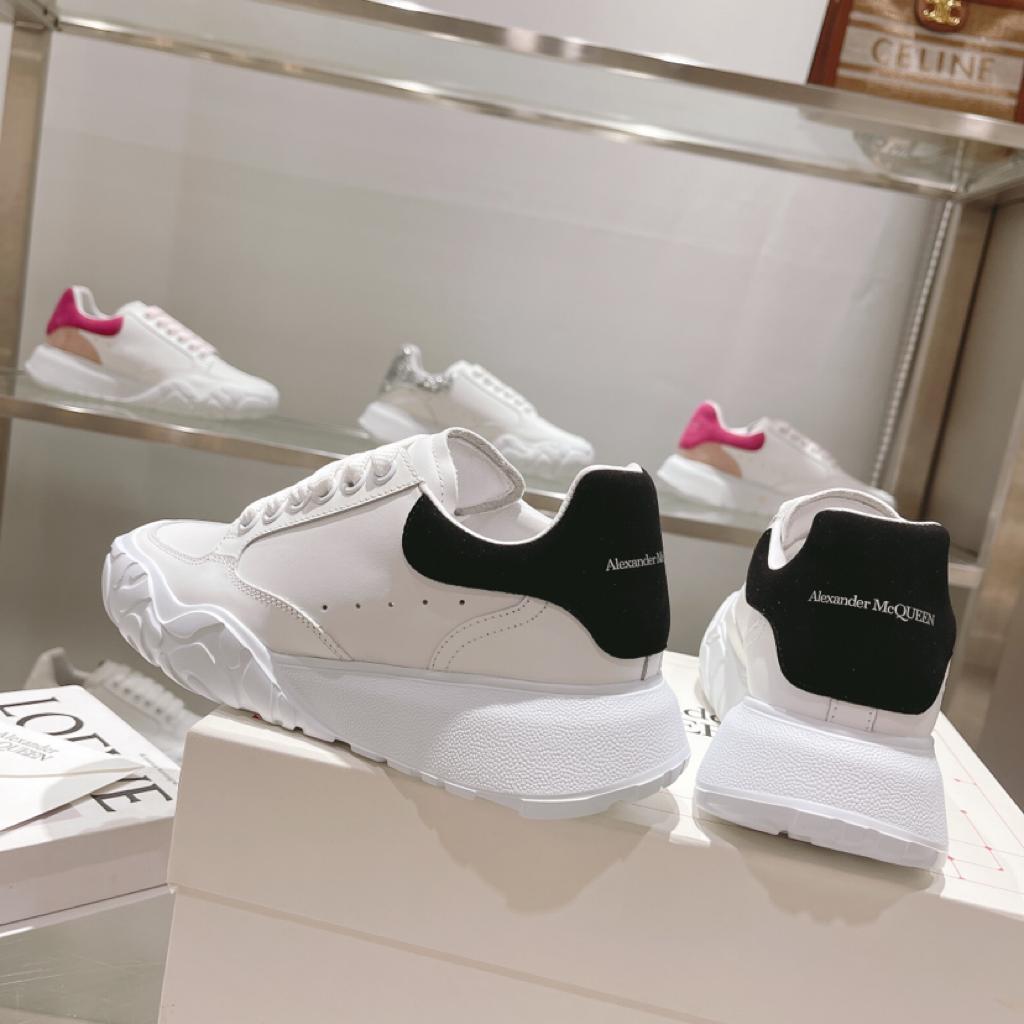 Alexander McQueen Oversized Court Trainer White Black - vstockx