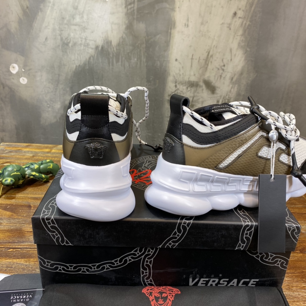 Versace Chain Reaction Sneaker 12 - vstockx