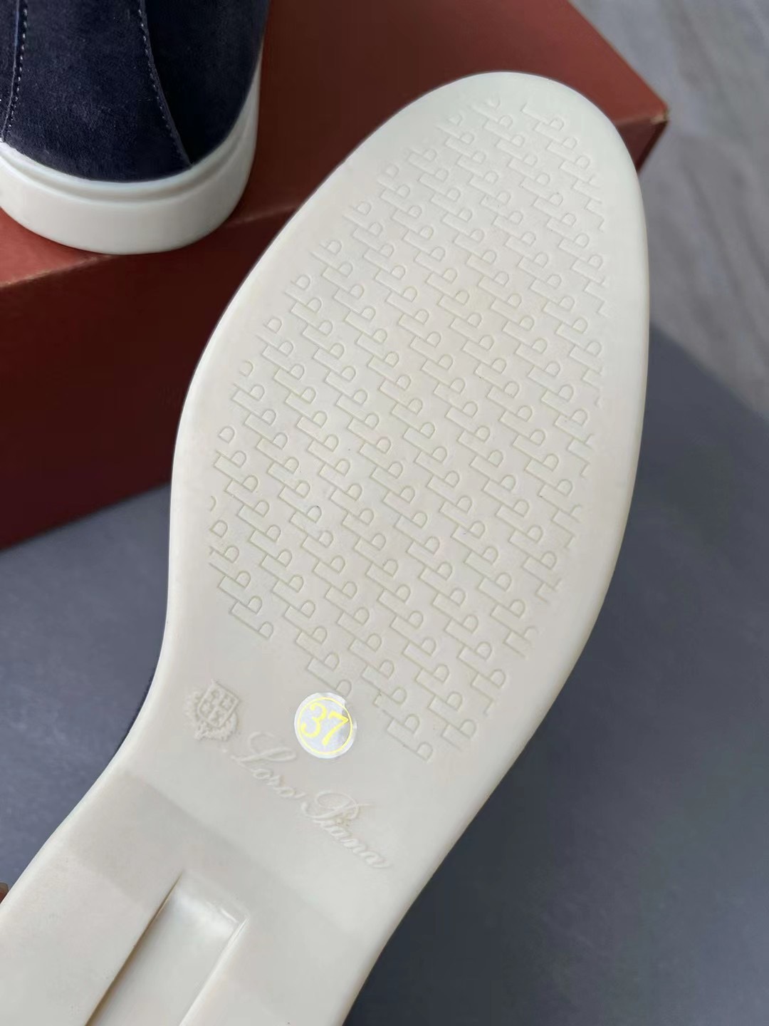 Loro Piana shoes 227 - vstockx