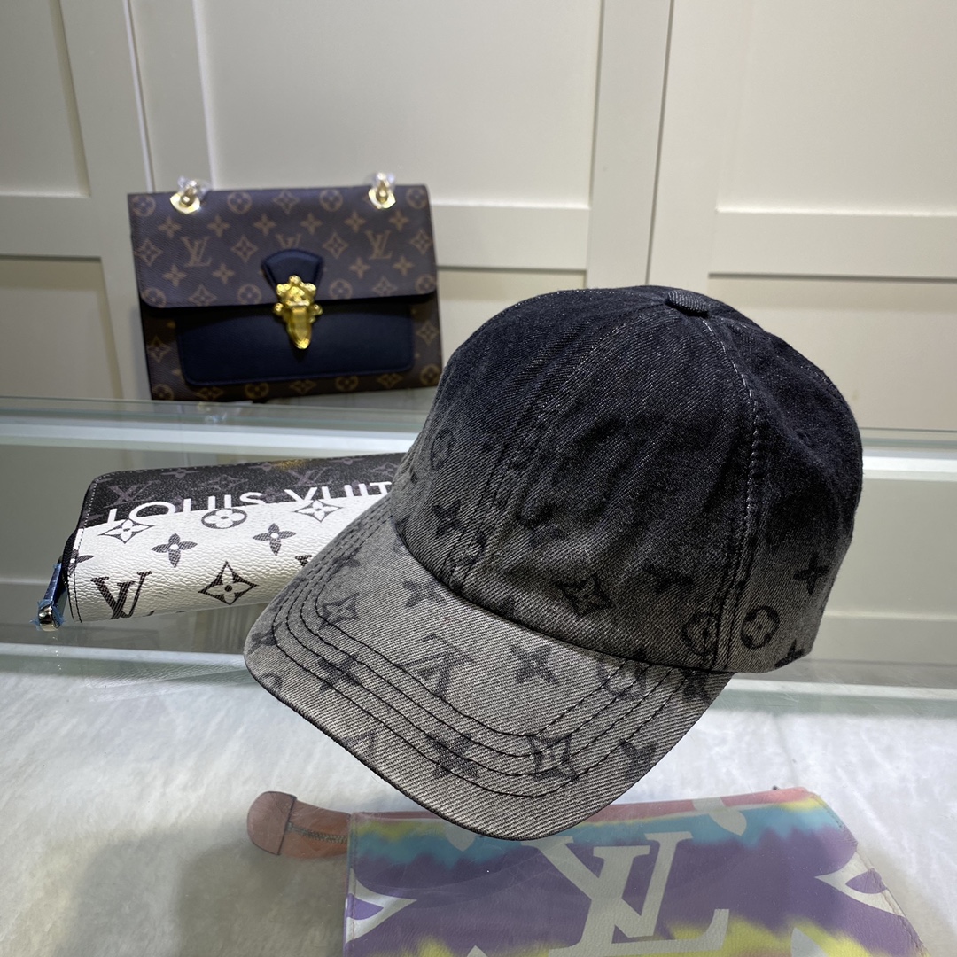 Hat Louis Vuitton 2 - vstockx