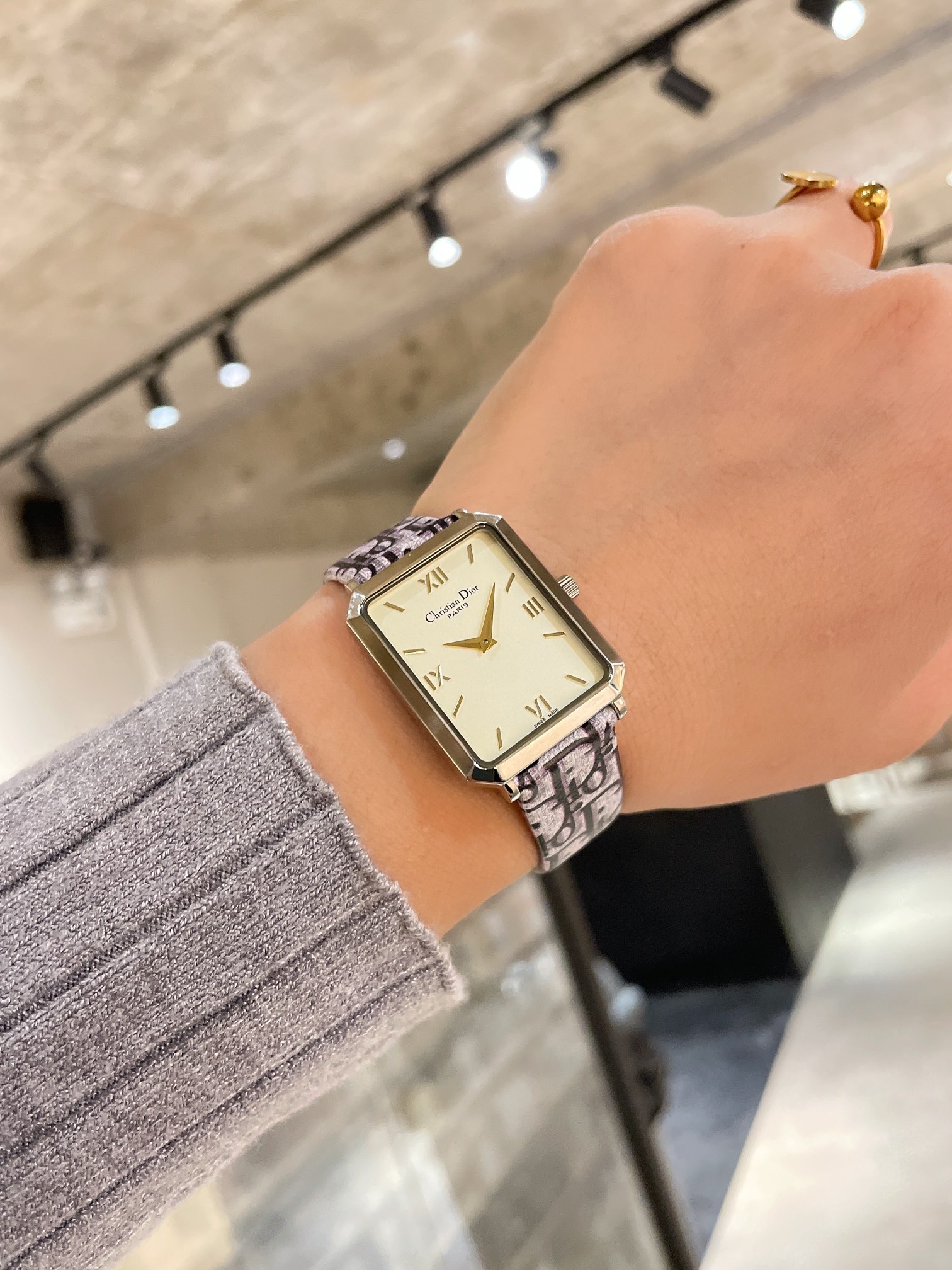 Watches Dior 323441 size:26*32 mm - vstockx