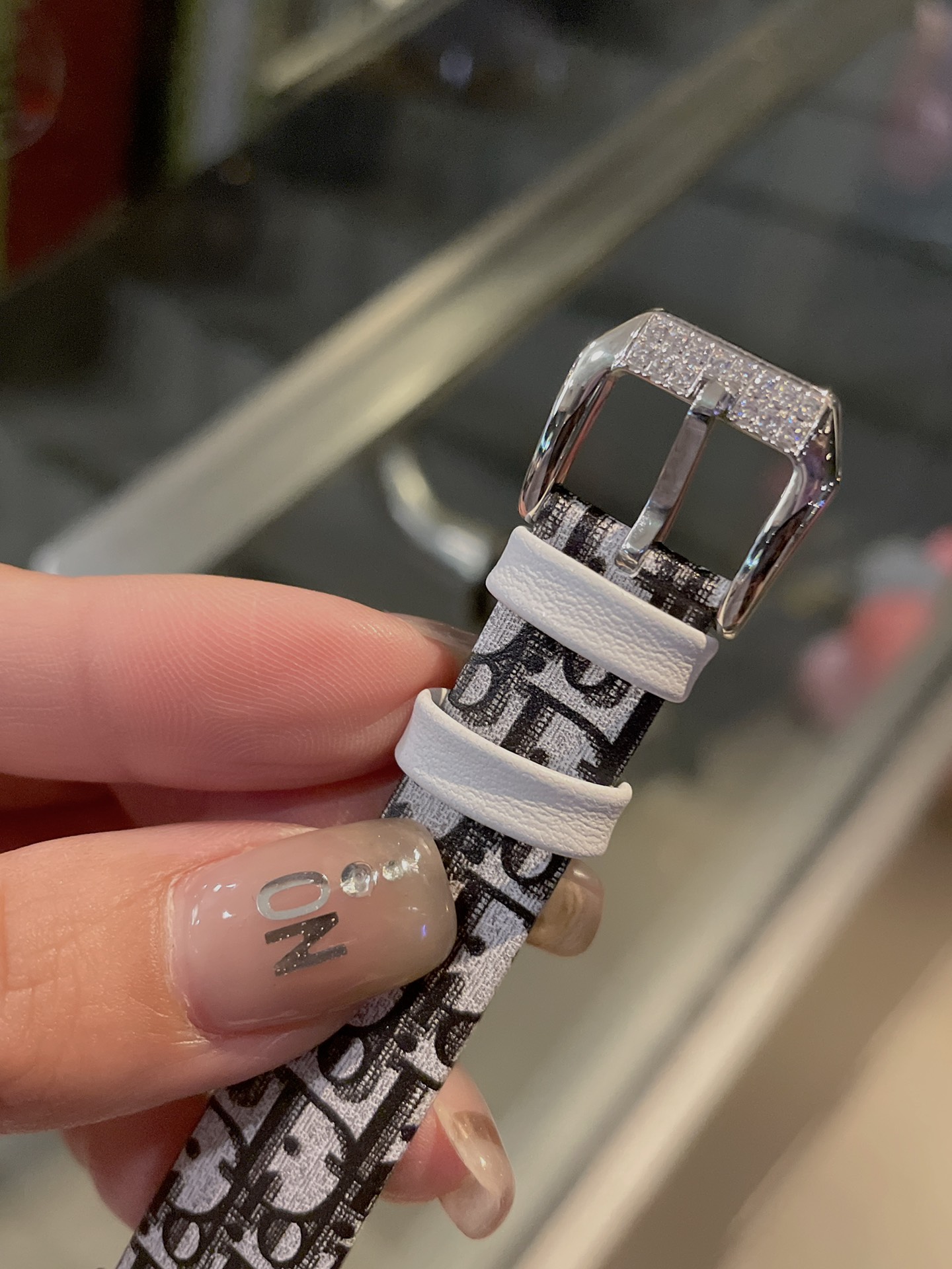 Watches Dior 323376 size:26*32 mm - vstockx