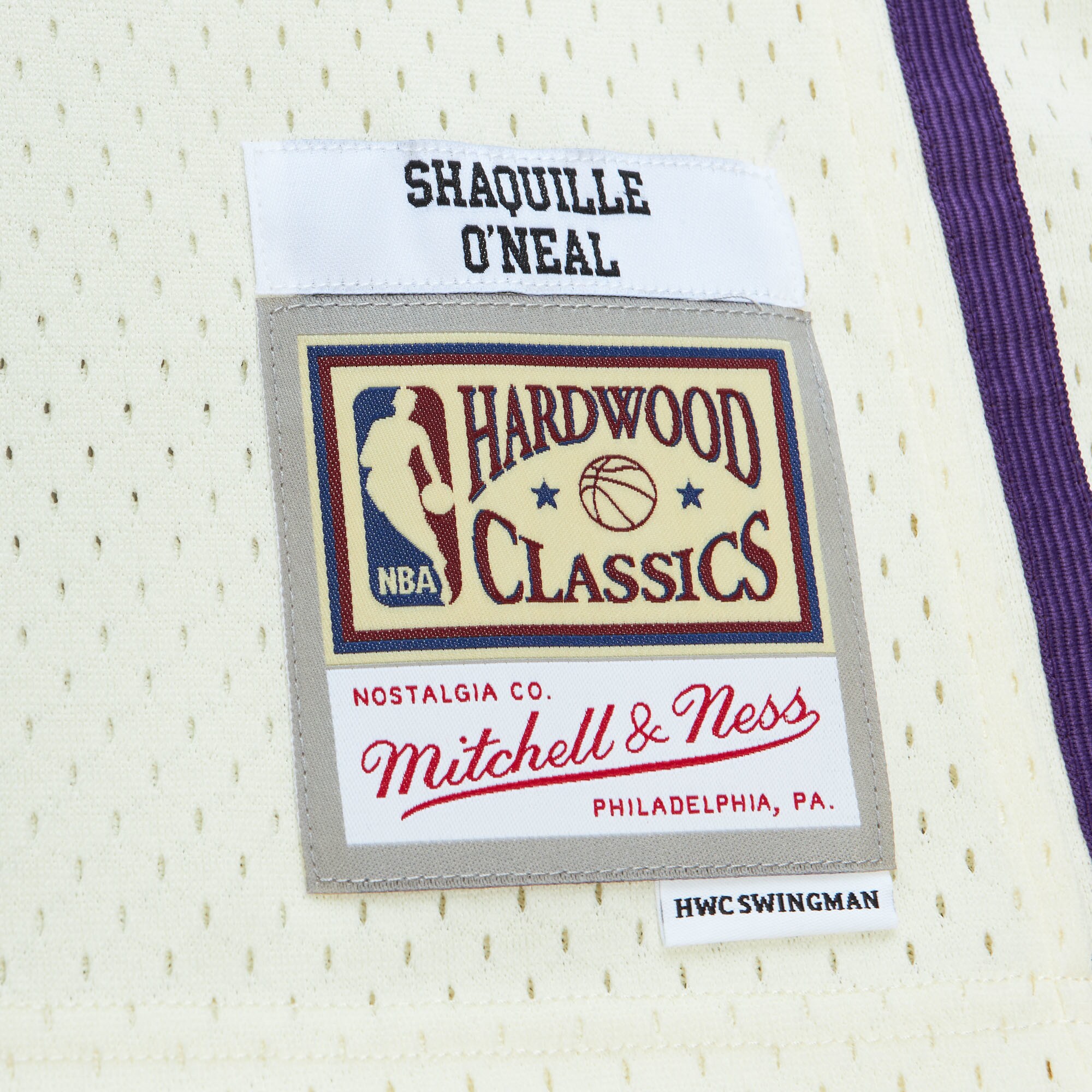 Shaquille O'Neal Los Angeles Lakers Mitchell & Ness Chainstitch Swingman Jersey - Cream - vstockx