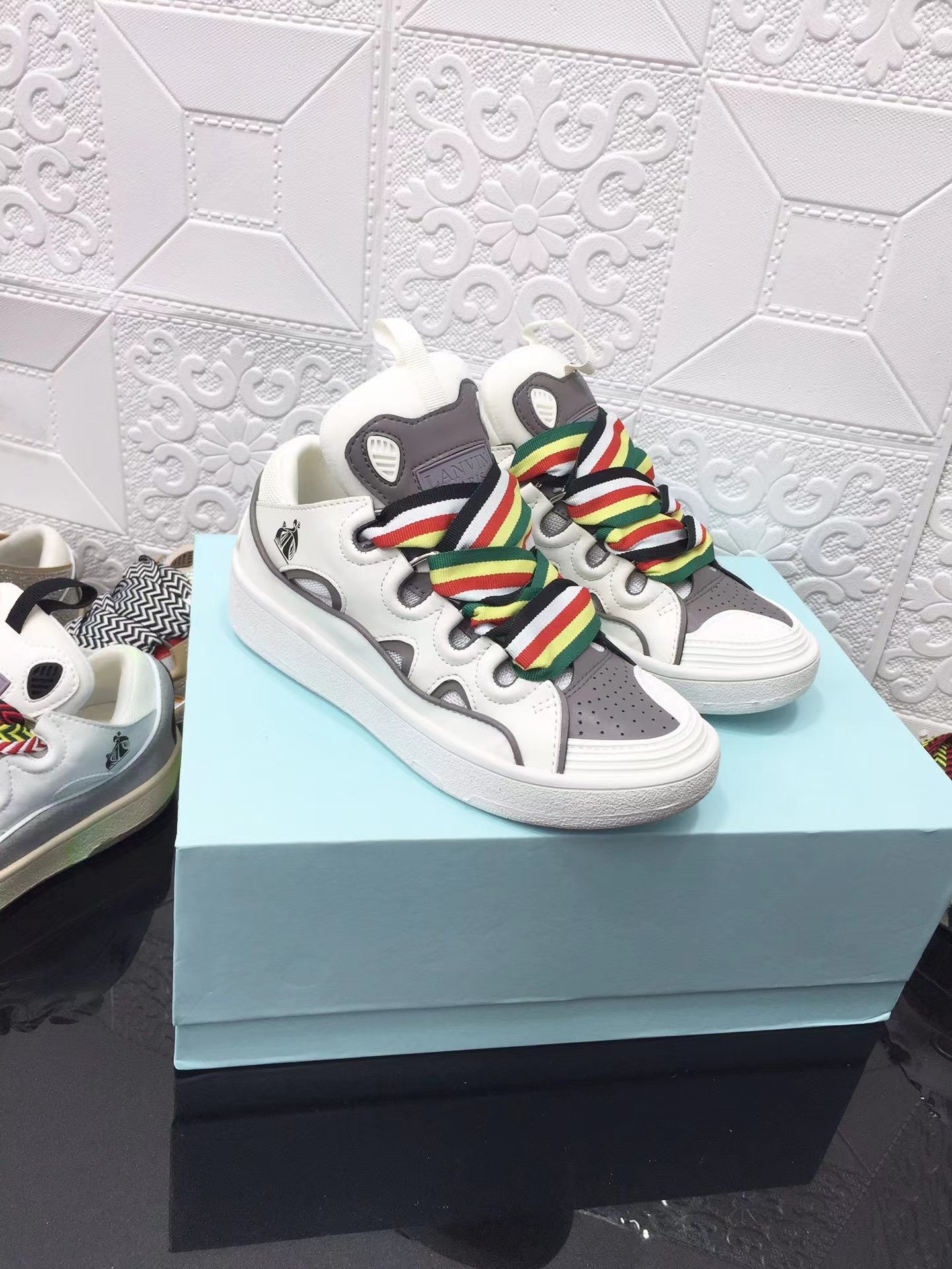 Lanvin Leather Curb - vstockx