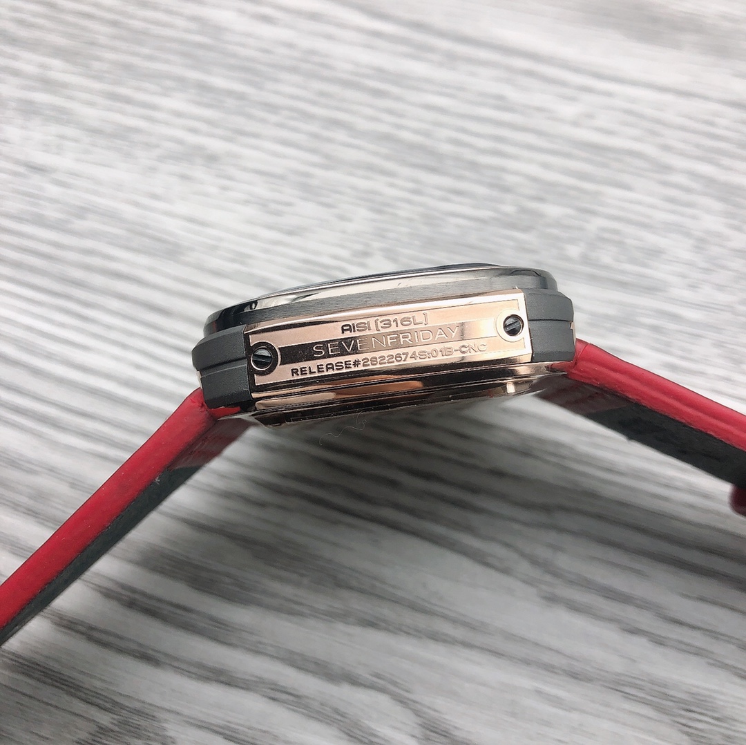 Watches Seven Friday 322847 size:47 mm - vstockx