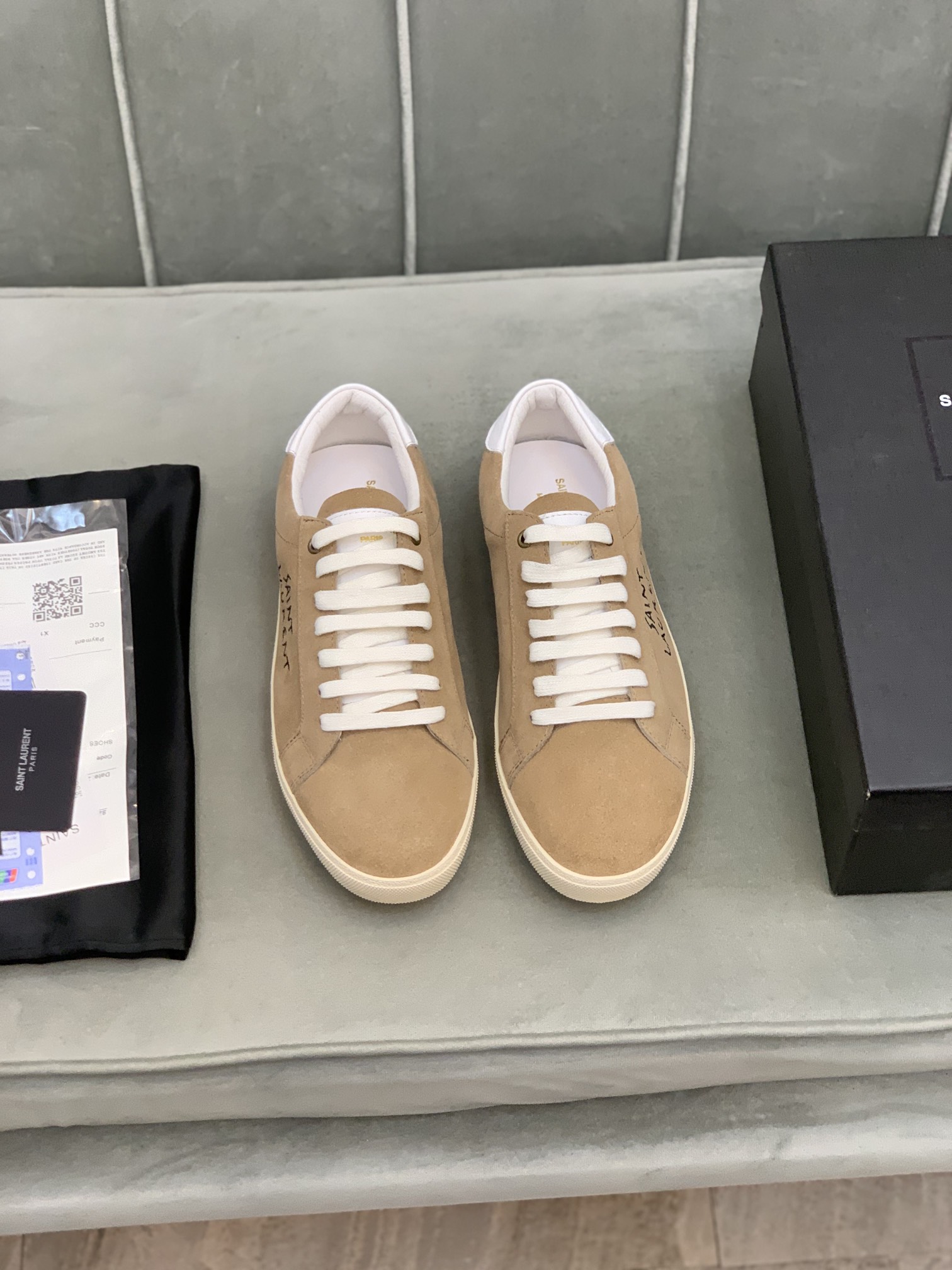 Saint Laurent Court Classic SL/06 sneaker 4 - vstockx