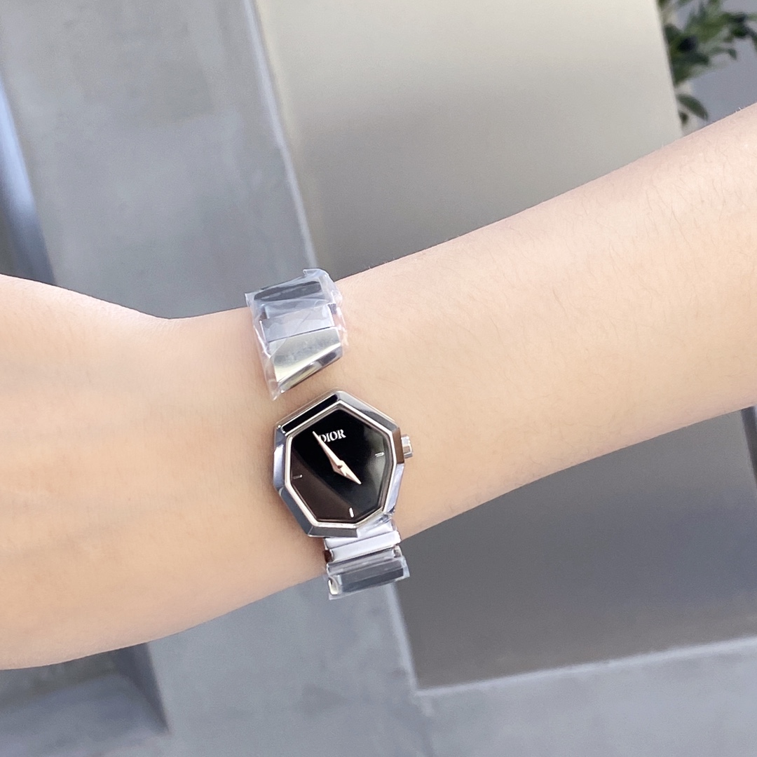 Watches Dior 323417 size:26*32 mm - vstockx