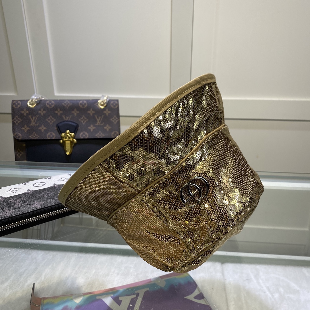 Hat Gucci 2 - vstockx