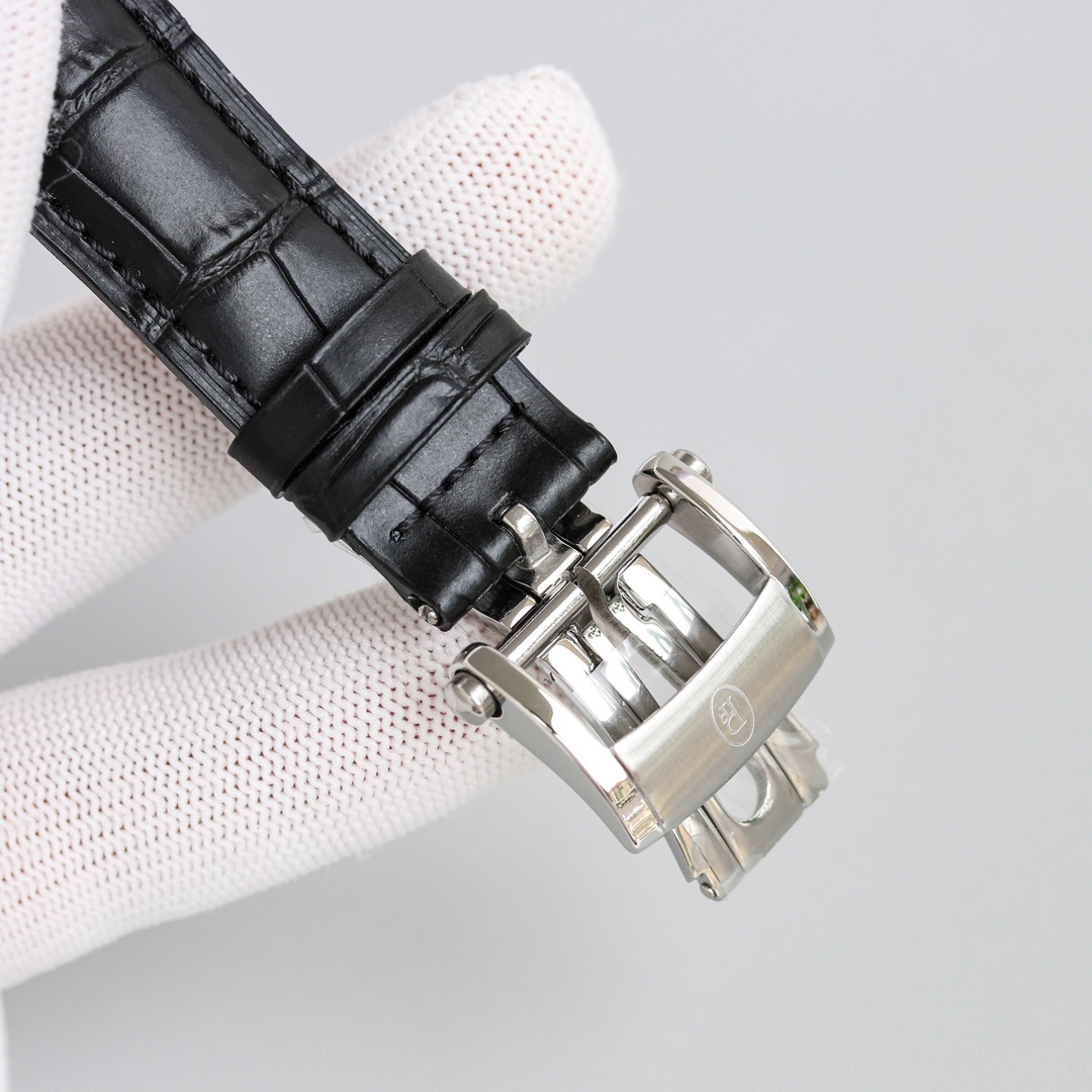 Watches PARMIGIANI 323599 size:37.5*31.2 mm - vstockx