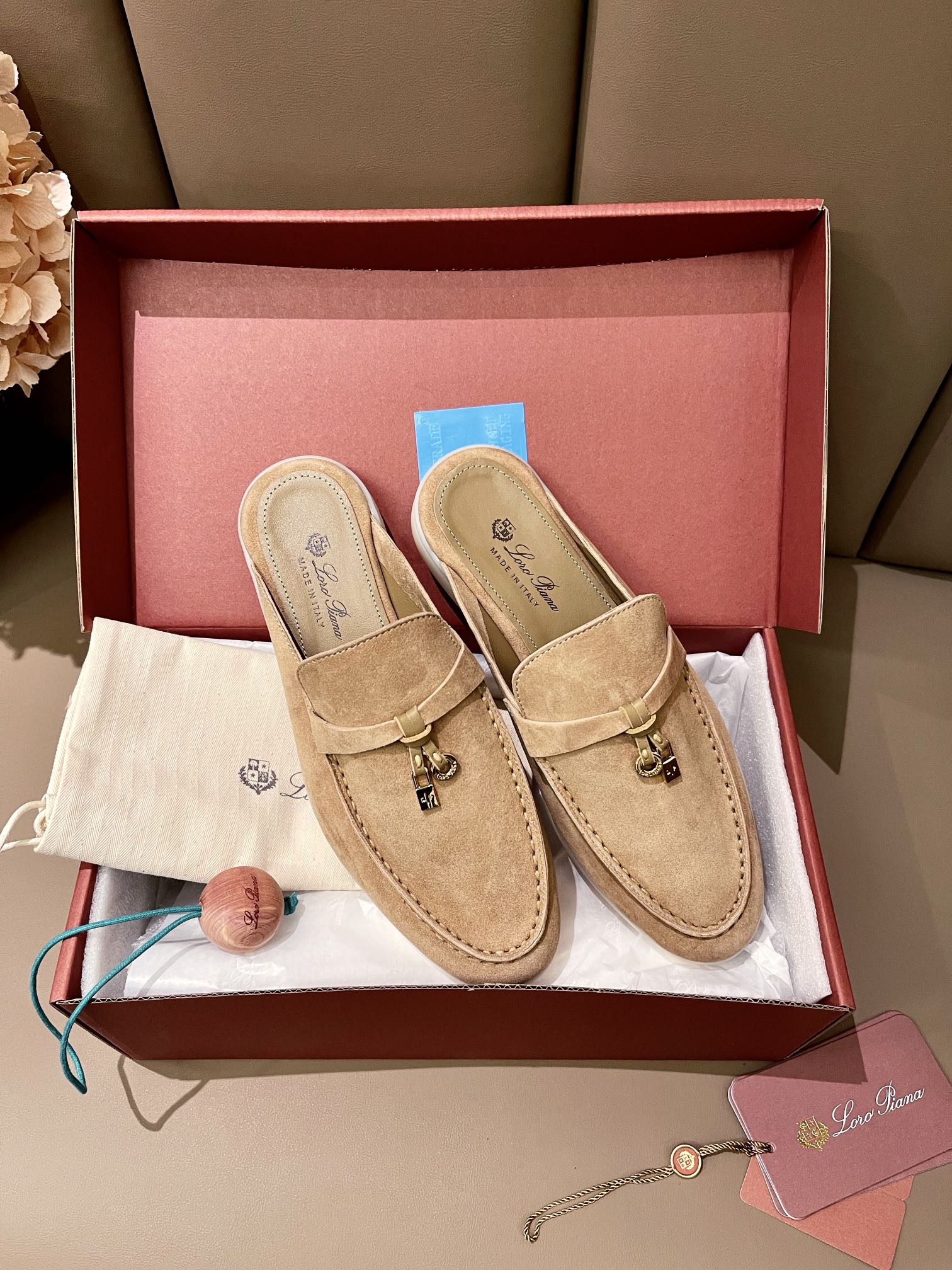 Loro Piana shoes 249 - vstockx