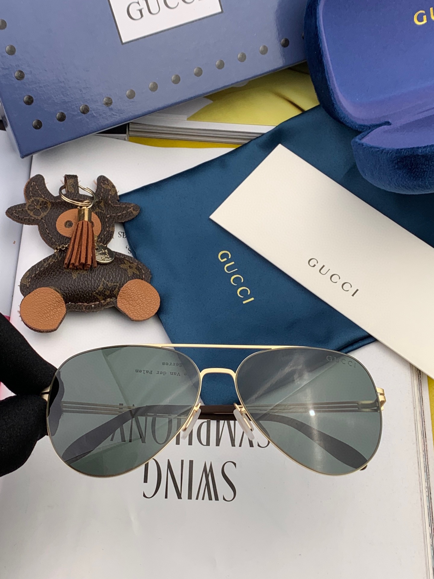 Sunglasses Gucci G1502 - vstockx