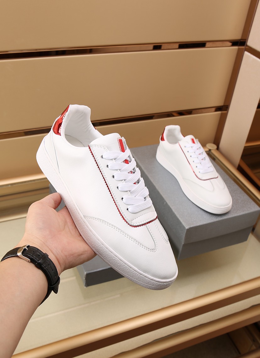 Prada Low Top sneaker 22 - vstockx