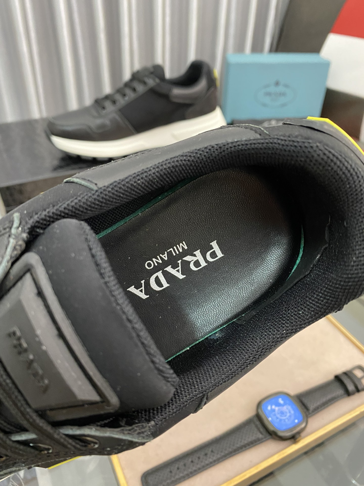 Prada Low Top sneaker 6 - vstockx