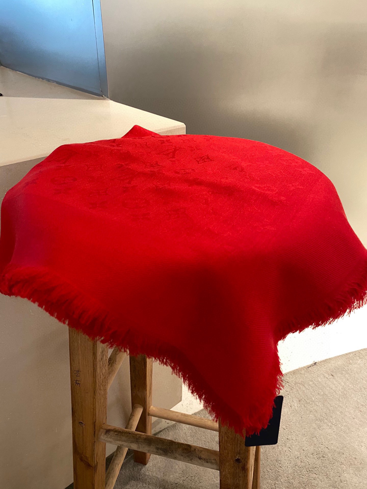 Streetwear Scarf LV 328945 SIZE:140*140cm - vstockx