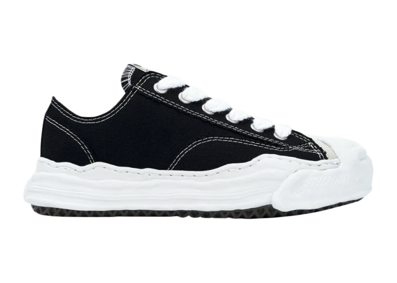 Maison Mihara Yasuhiro Hank OG Sole Suede Low Black White - vstockx