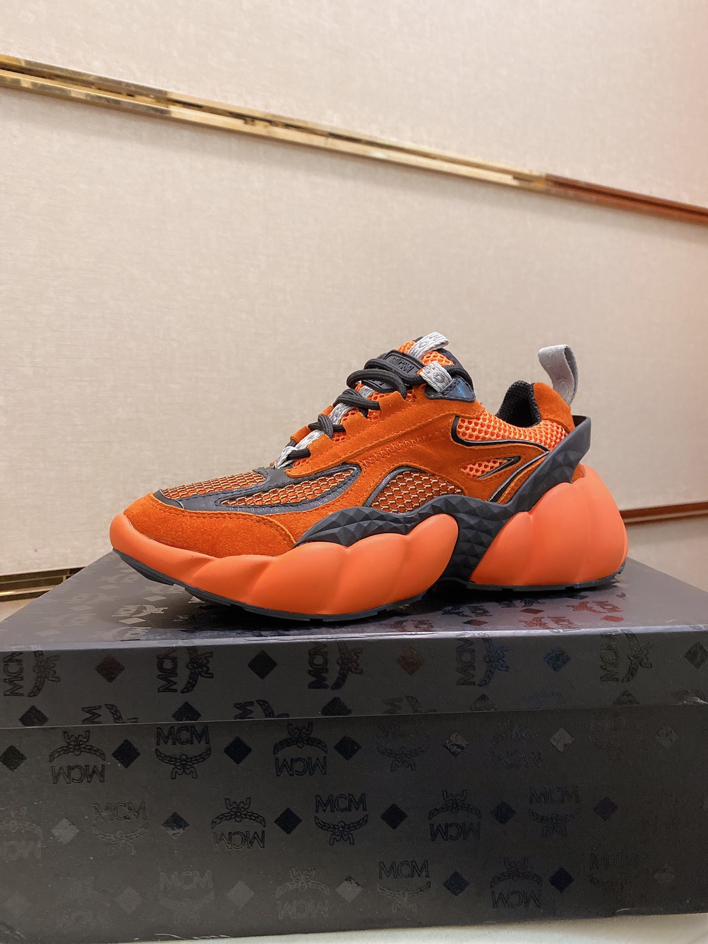 MCM Low Top Logo Lace-up Sneakers 8 - vstockx