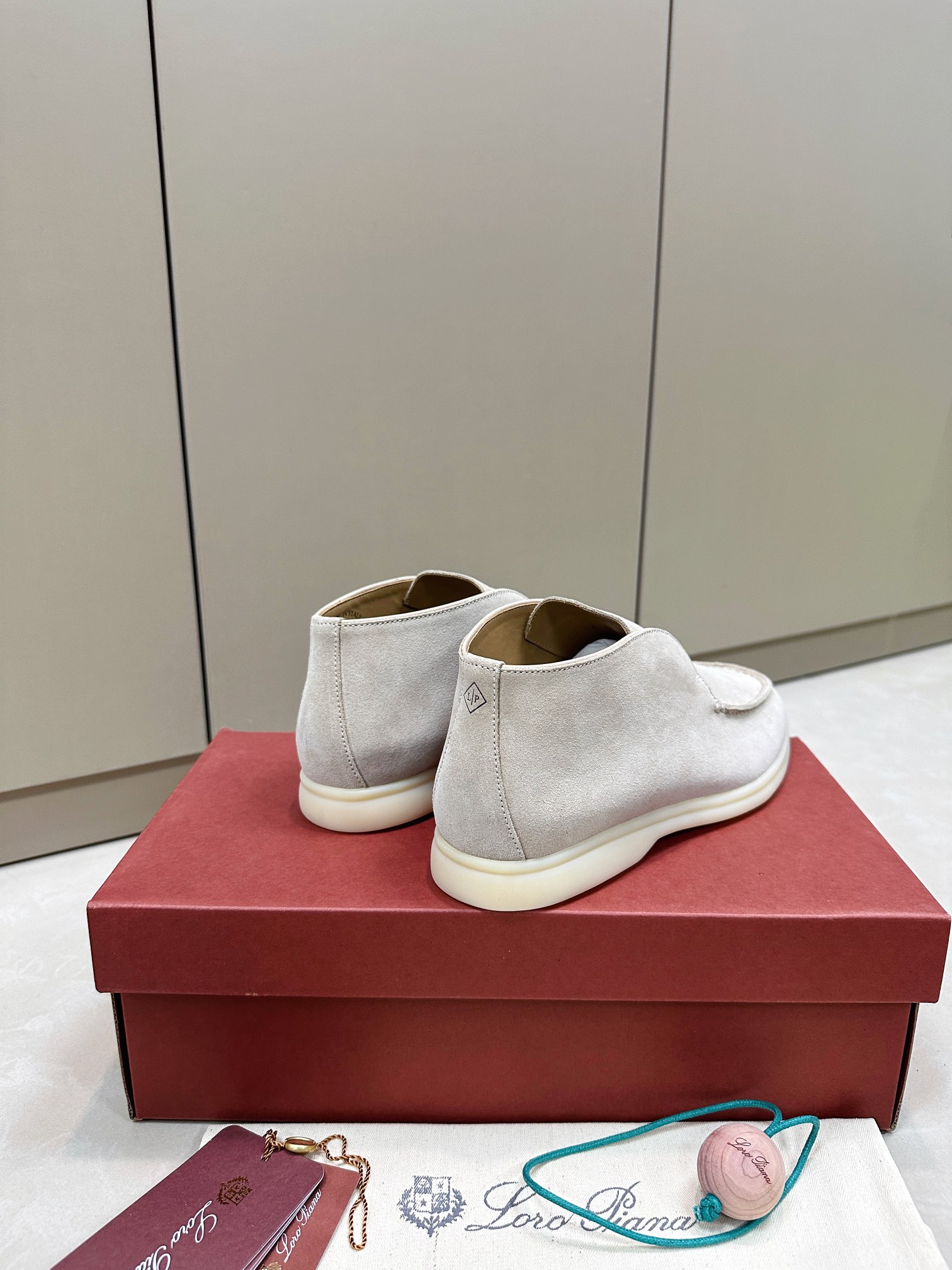 Loro Piana shoes 204 - vstockx
