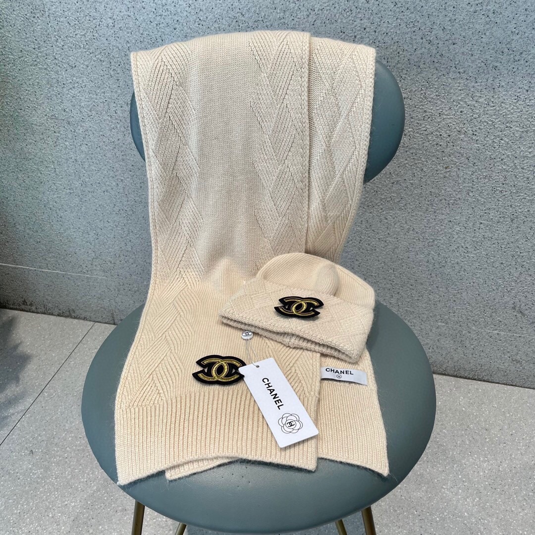 Hat & Scarf Chanel 2 - vstockx