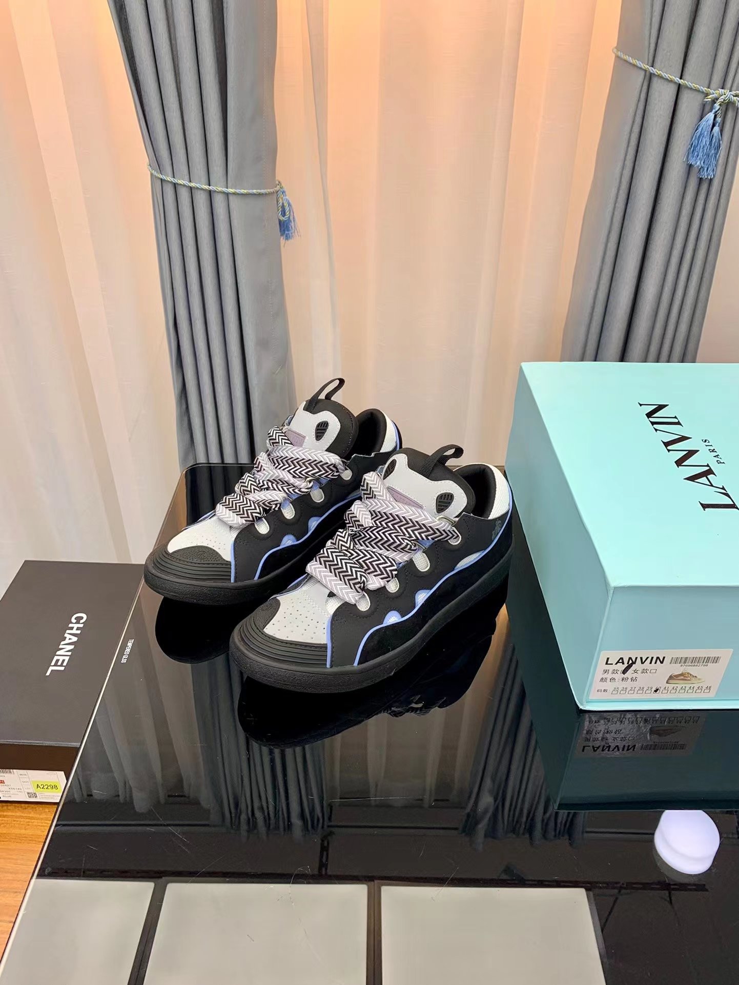 Lanvin Leather Curb black and white - vstockx
