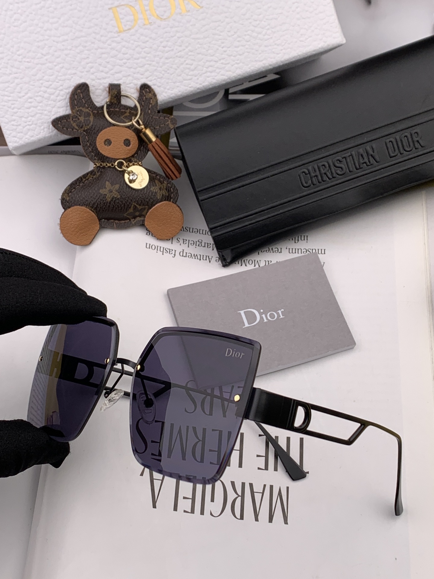 sunglasses Dior D9681 - vstockx