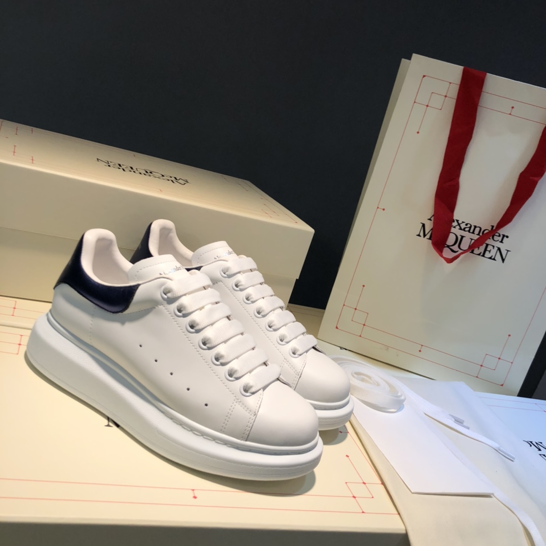 Alexander McQueen Oversized Dark Blue Leather - vstockx