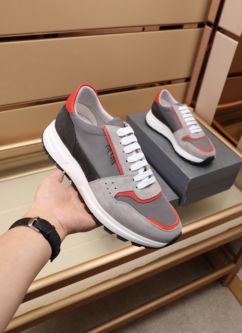 Prada Low Top sneaker 26 - vstockx