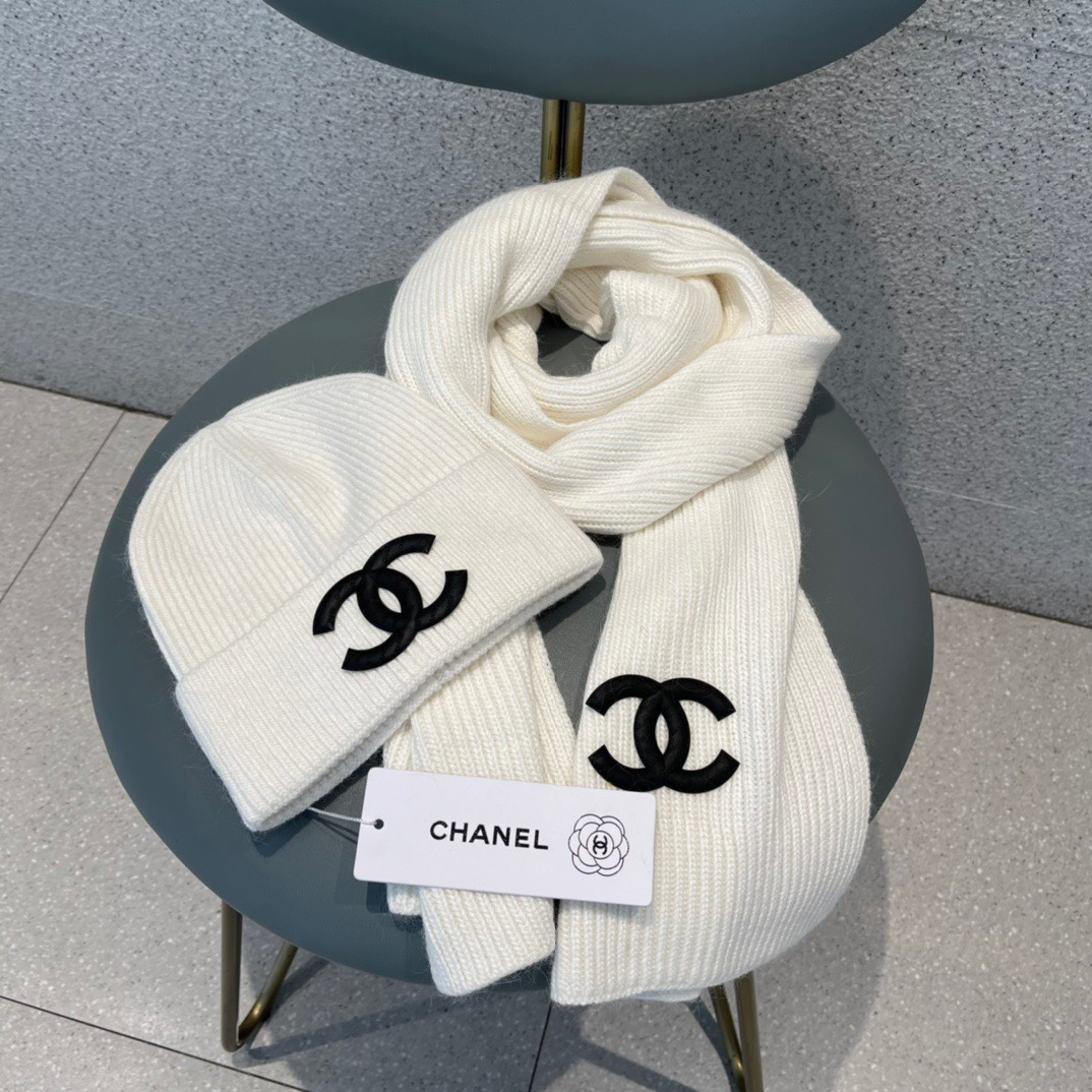 Hat & Scarf Chanel 4 - vstockx