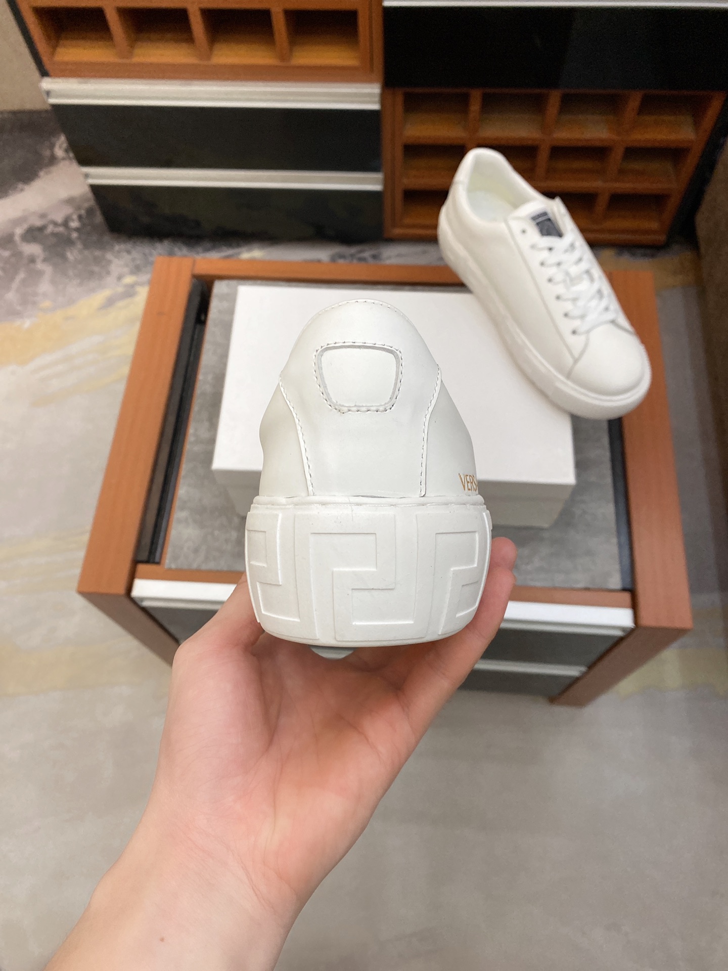 Versace Greca Sneaker 24 - vstockx