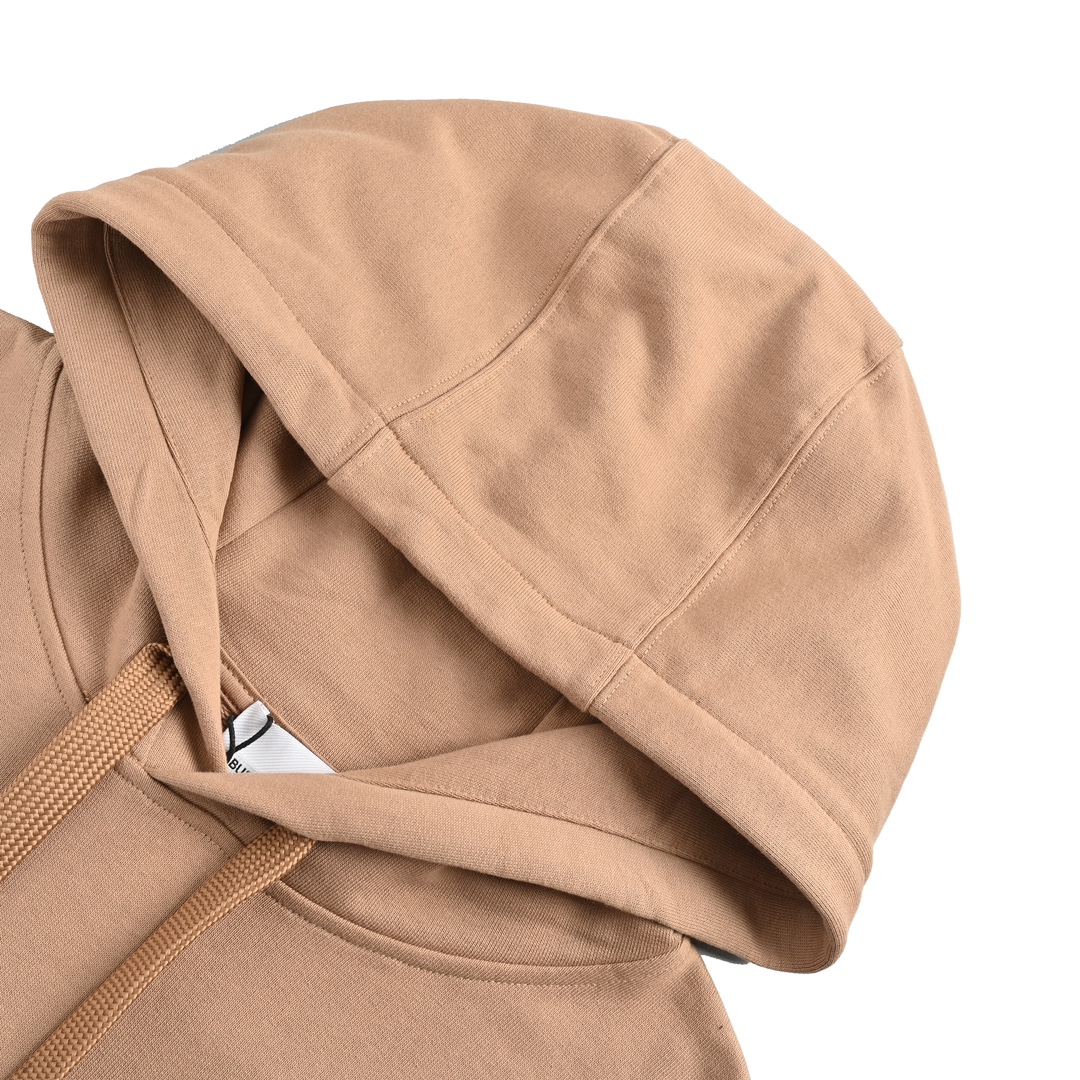 Clothes Burberry 823 - vstockx