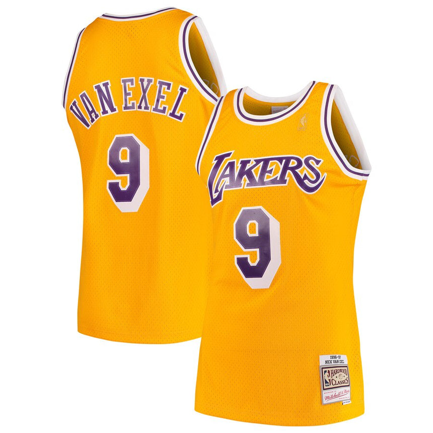 Men's Mitchell & Ness Nick Van Exel Los Angeles Lakers Gold 1996-97 Hardwood Classics Swingman Jersey - vstockx