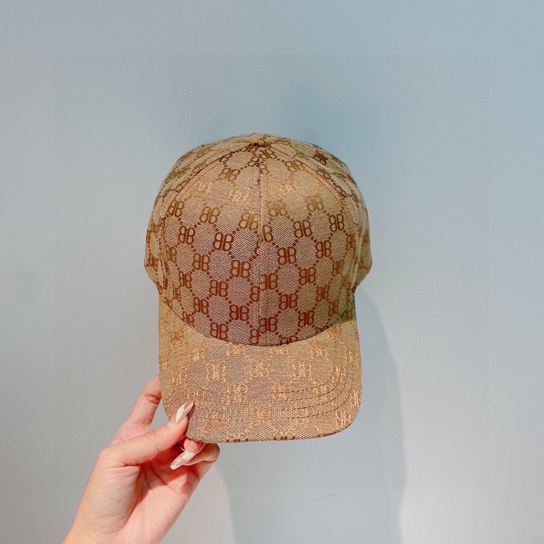 Hat Balenciaga 1 - vstockx
