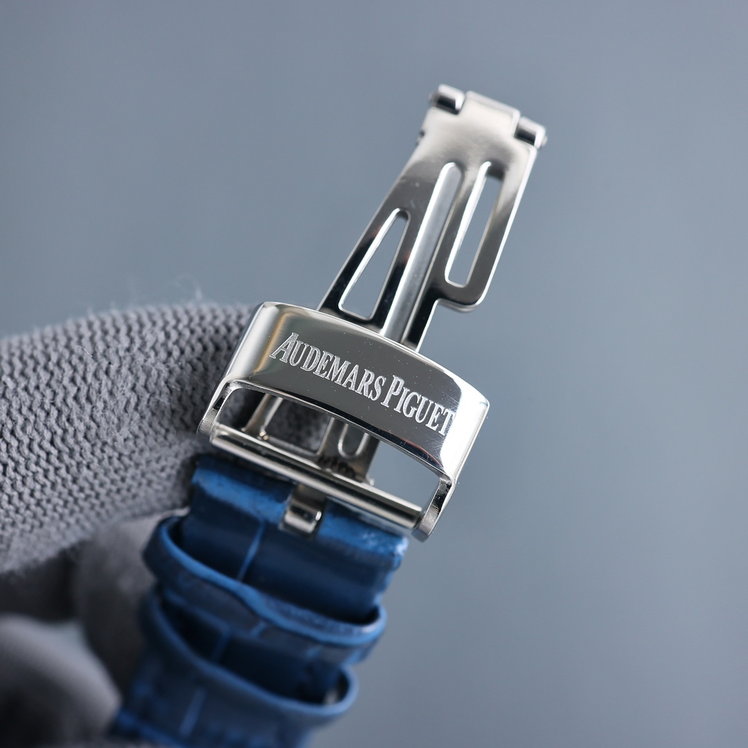 Watches AudemarsPiguet 323086 size:41*12 mm - vstockx