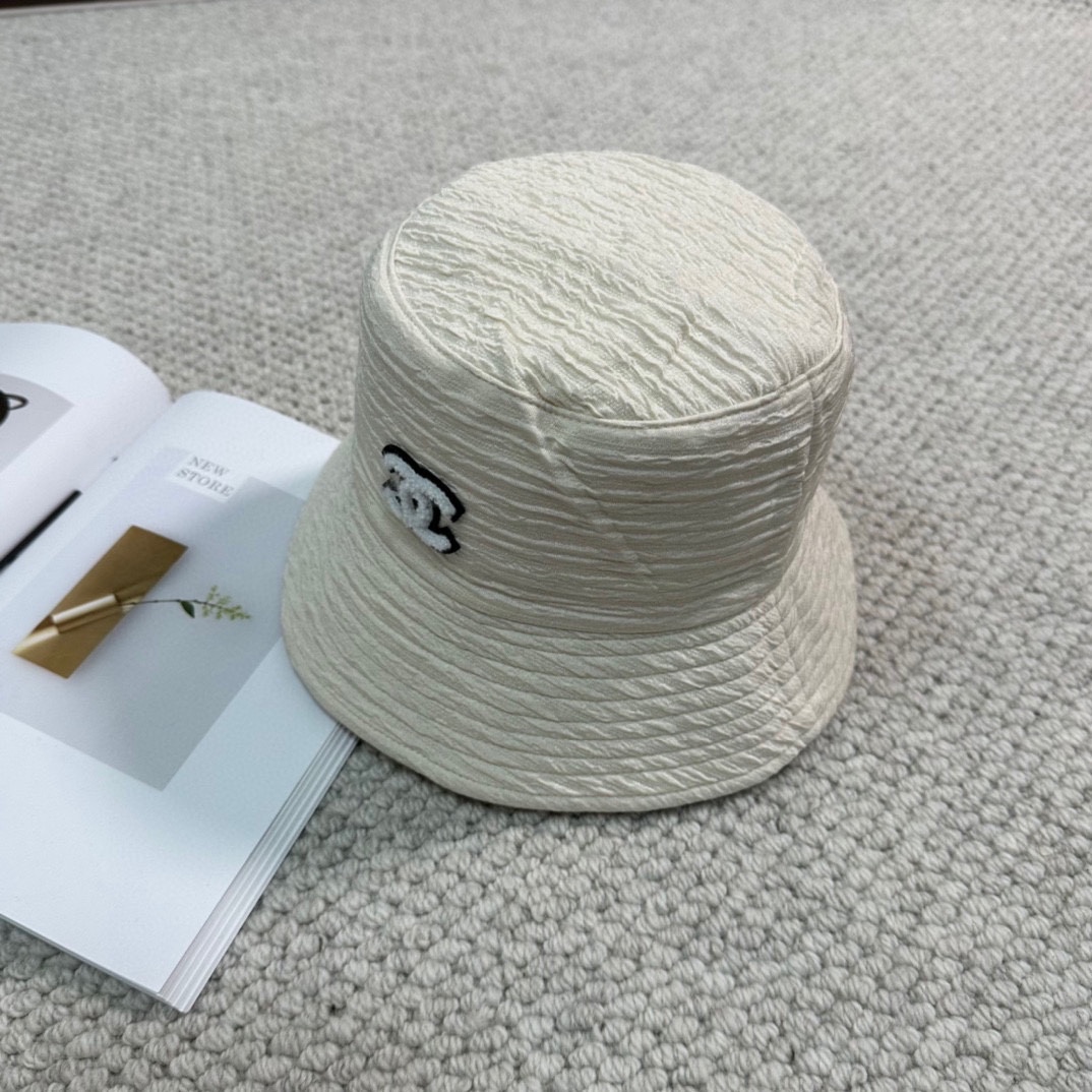 Streetwear Hat Chanel 329331 - vstockx