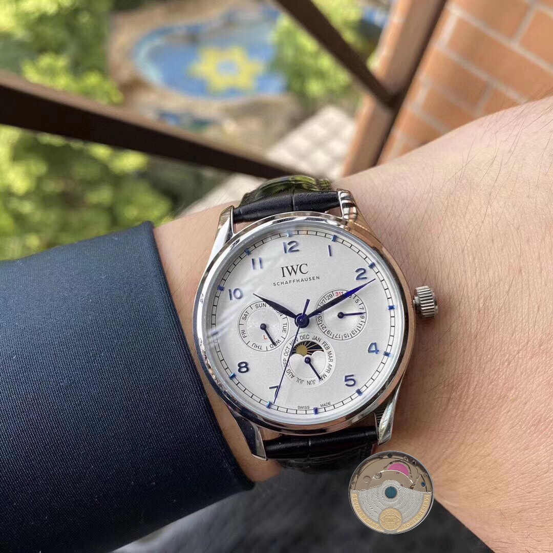 Watches IWS 323054 size:43 mm - vstockx
