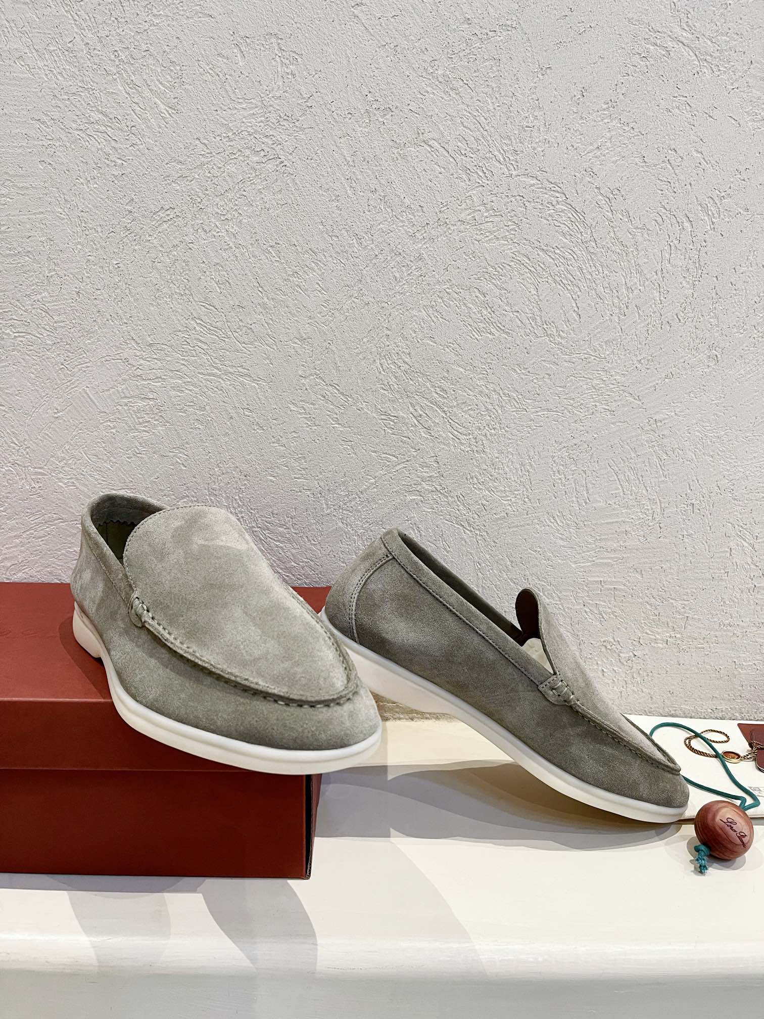 Loro Piana shoes 195 - vstockx