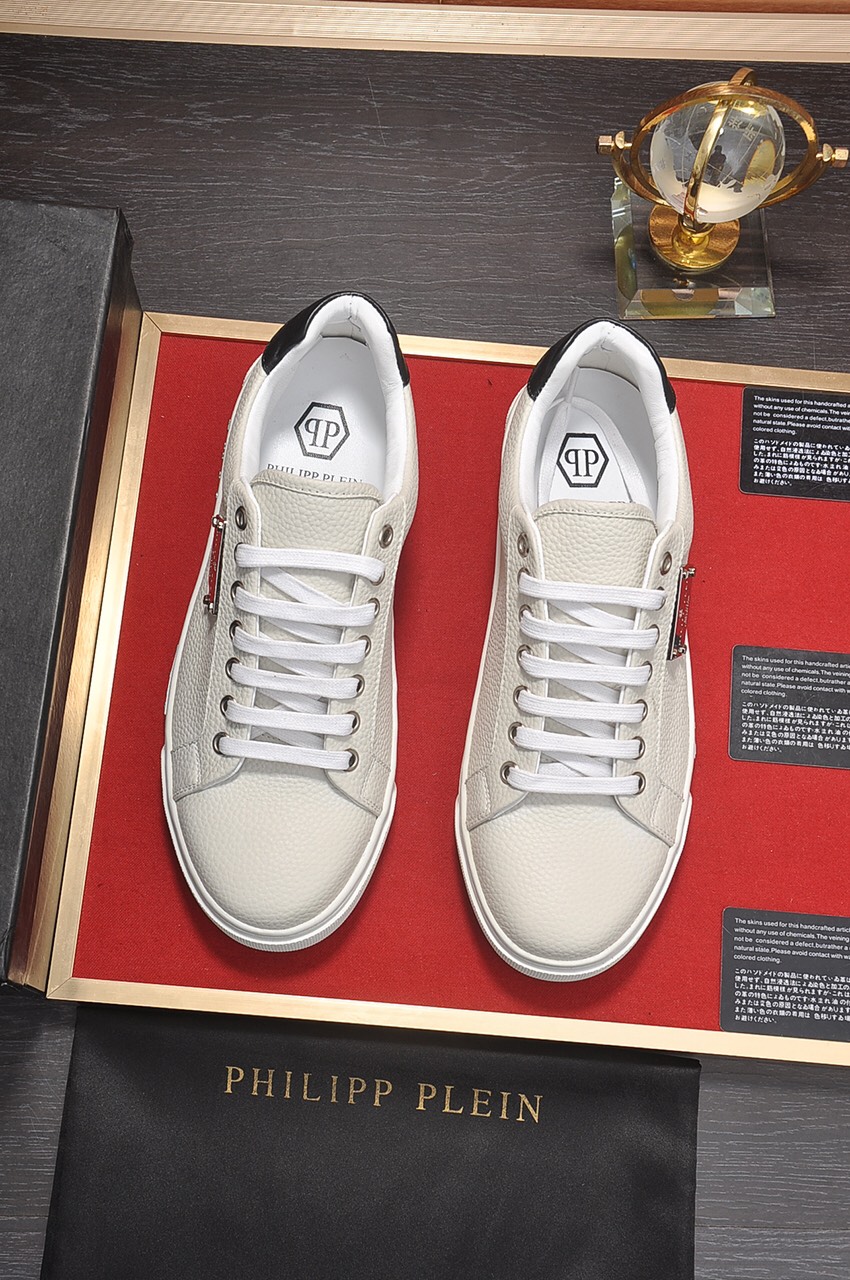 Philipp Plein Low Top Sneakers 23 - vstockx