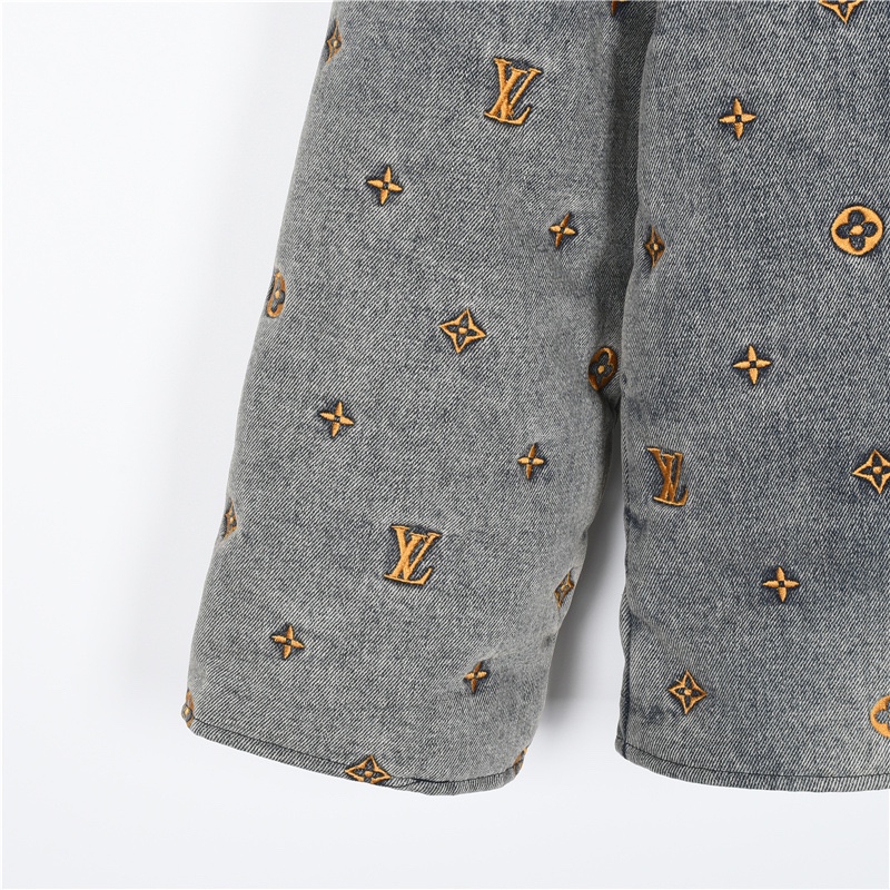 Clothes Louis Vuitton 1329 - vstockx