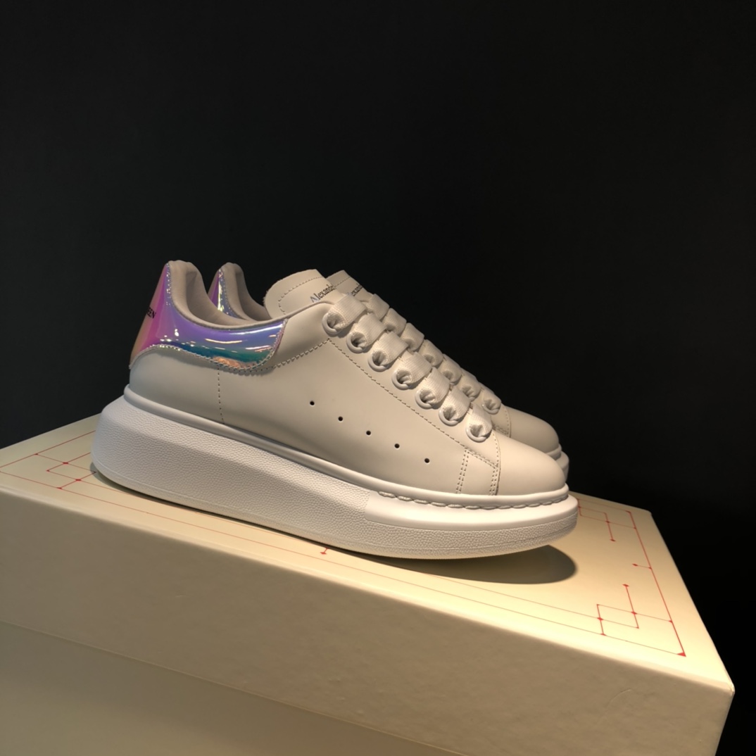 Alexander McQueen Oversized Shock Pink - vstockx