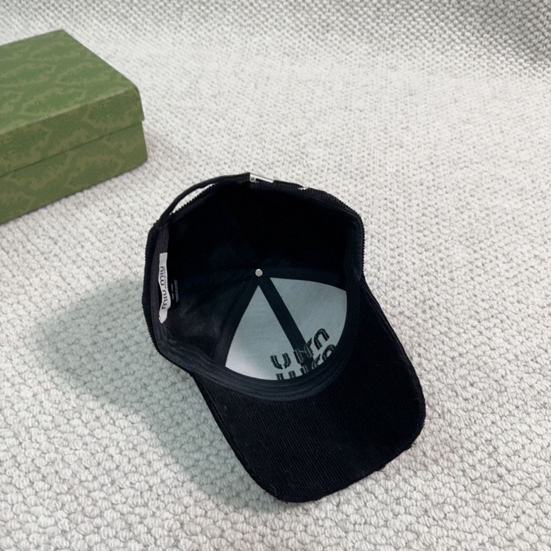 Streetwear Hat Miu 329310 - vstockx