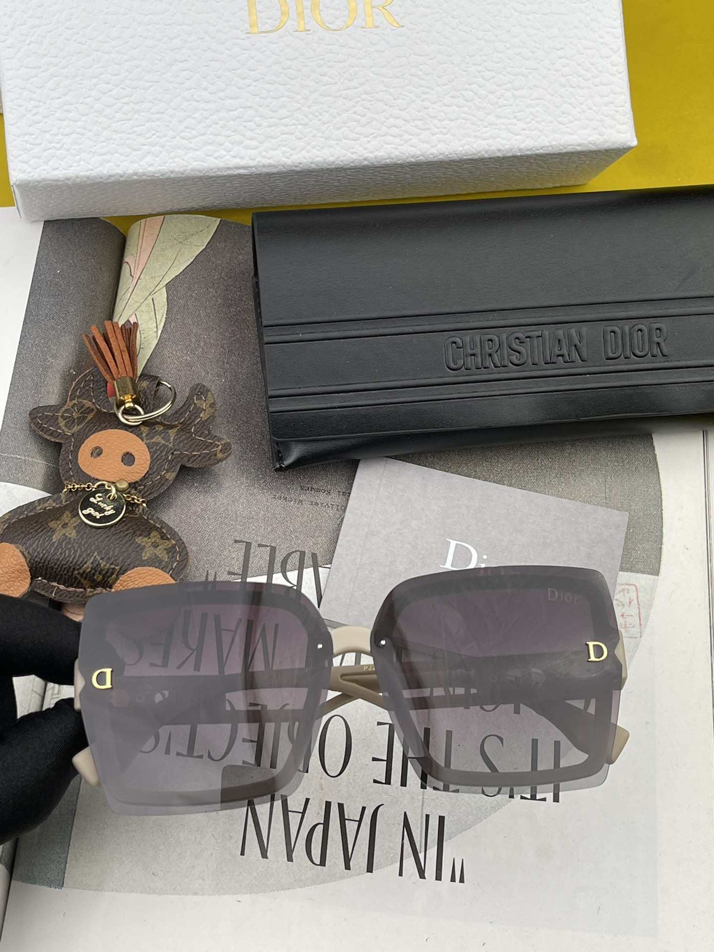sunglasses Dior D2292 - vstockx