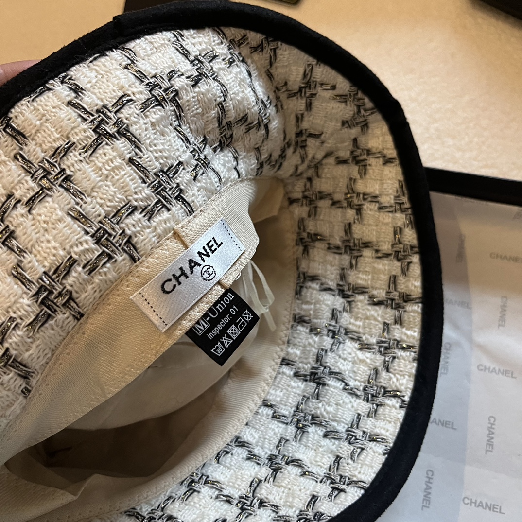 Streetwear Hat Chanel 329185 - vstockx