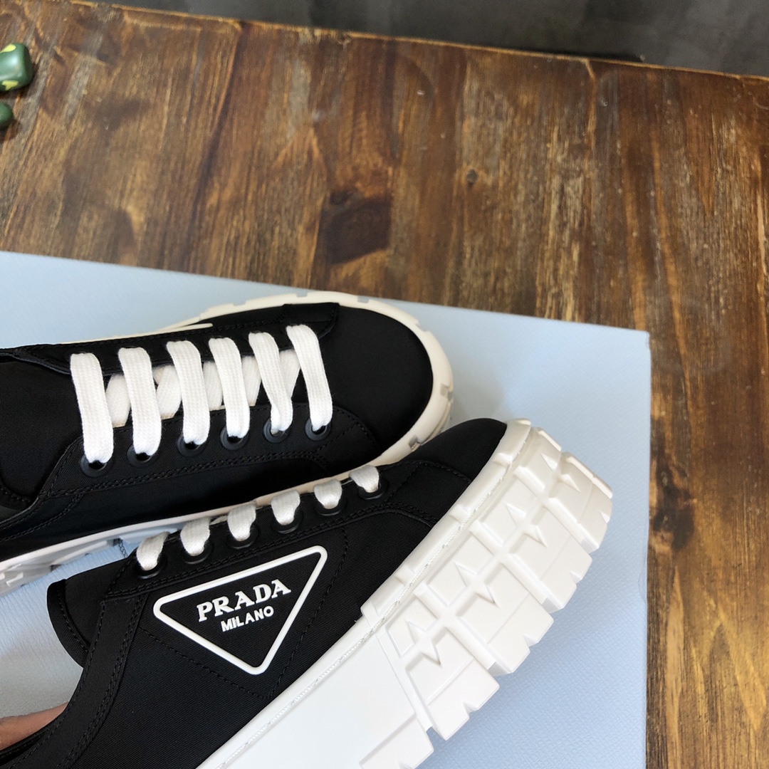 Prada Double Wheel sneaker 5 - vstockx