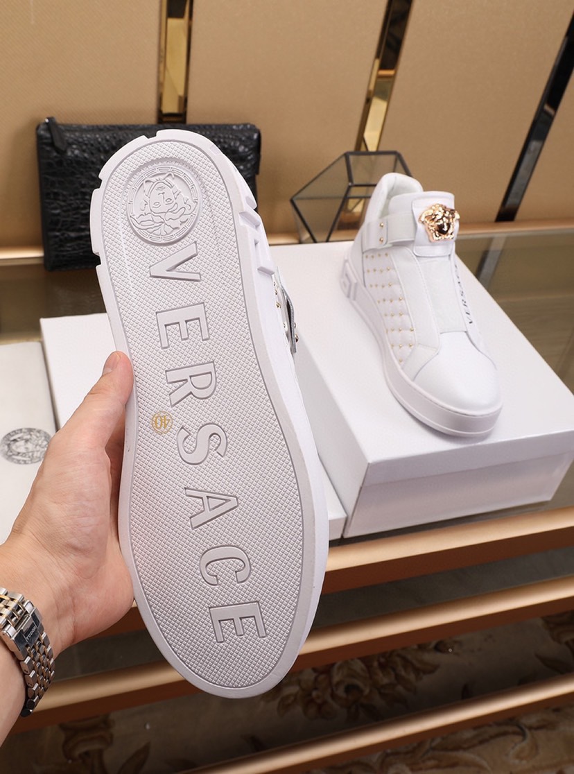 Versace High Top Sneaker 1 - vstockx